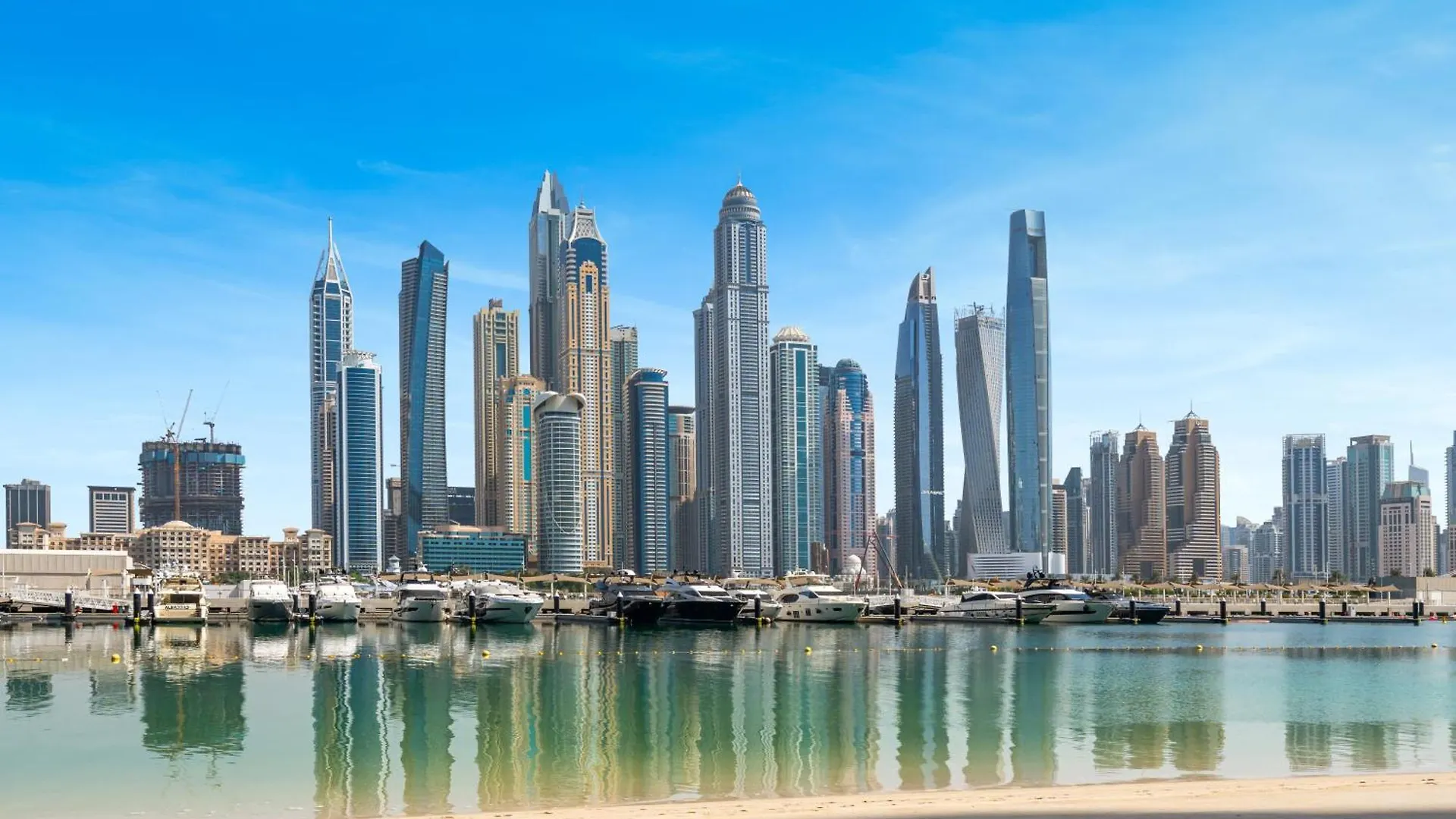 Apartment Sleek And Spacious 1 Bedroom With Private Beach Infinity Pool In Dubai Harbour United Arab Emirates